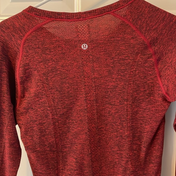 Lululemon/Swiftly long sleeve/8/red&black/EUC - Picture 7 of 7
